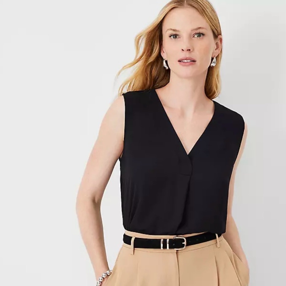 NWT Ann Taylor Mixed Media Pleat Front Top